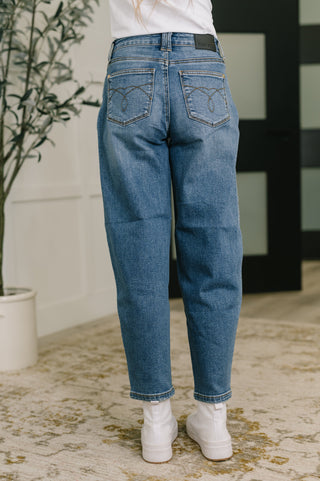 Judy Blue High Rise Soft Barrel Stitch Thru Pocket