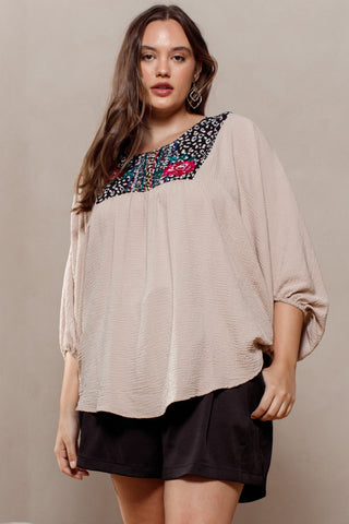 Contrast Floral Embroidery Woven Blouse