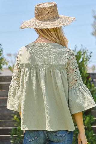 Solid Airflow with Lace Top