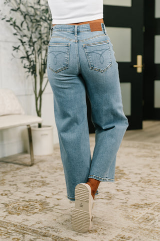 Judy Blue Mid Rise Wide Leg Ankle Jean