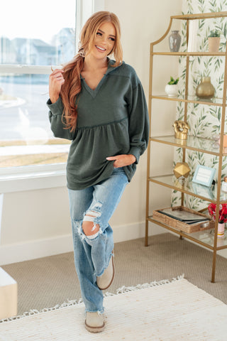 Willow lake Hooded V-Neck Pullover
