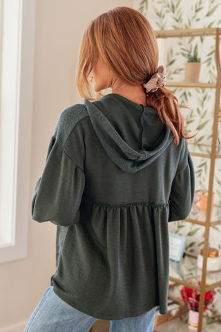 Willow lake Hooded V-Neck Pullover