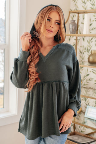Willow lake Hooded V-Neck Pullover