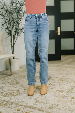 Judy Blue Mid Rise Control Top Vintage Straight Jeans