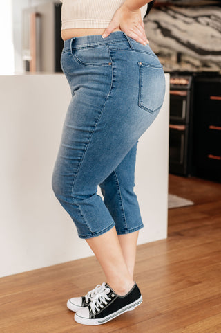 High Rise Cool Denim Pull On Capri Jeans