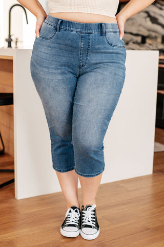 High Rise Cool Denim Pull On Capri Jeans