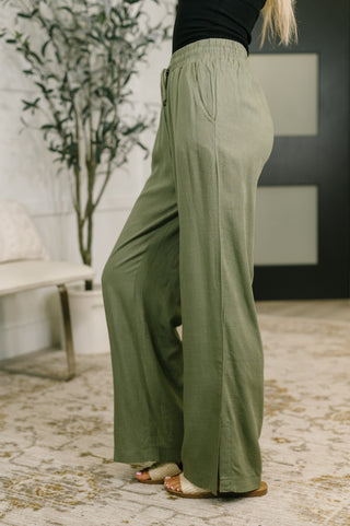 Straight Leg Lounge Pants in Light in Olive