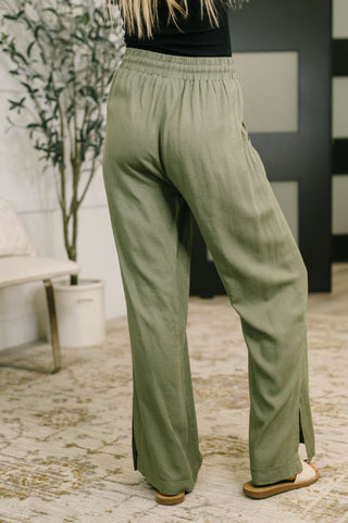 Straight Leg Lounge Pants in Light in Olive