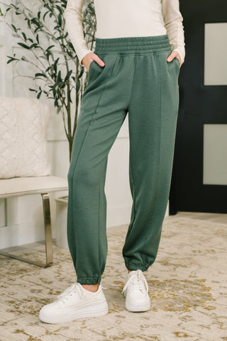 Dreamy Fleece Joggers in Dark Forest