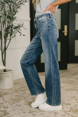 Judy Blue Classic Mid Rise Straight