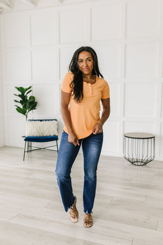 Your go to Scoop Neck Top