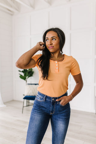Your go to Scoop Neck Top