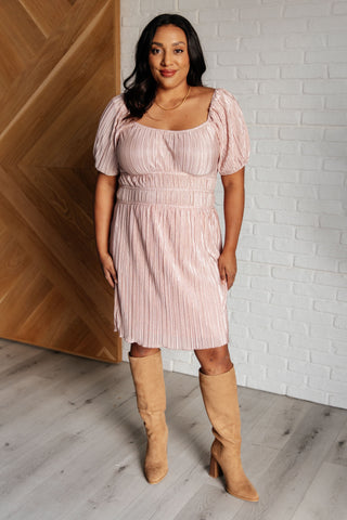 Sweet Pea Balloon Sleeve Dress in light pink