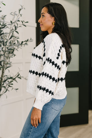 Textured Sweater in White and Black