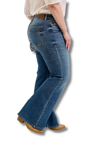 Judy Blue Mid Rise Jaqueline Flare Jeans