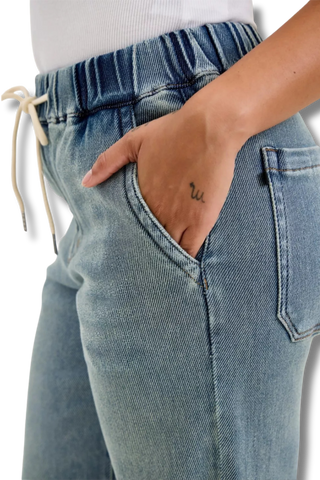Judy Blue High Rise Wilhelmina Baggy Jeans with Medium Aged Stone Blue Wash