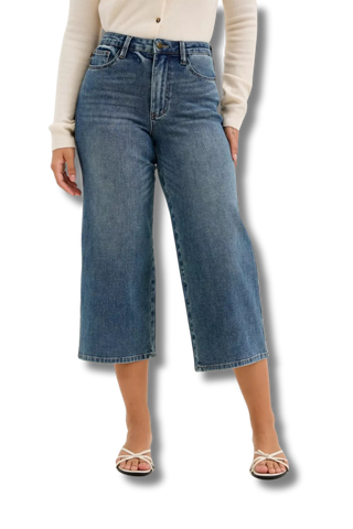Judy Blue High Rise"Dottie" Wide Crop Md Quarry Fade Jeans
