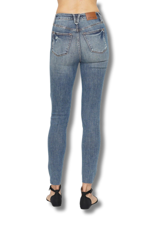 Judy Blue High Waisted Tummy Control Vintage Wash Hem Destroy Skinny Jeans