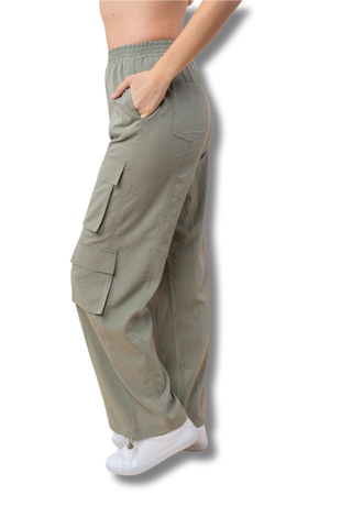 High Wasted Solid Woven Cargo Pants