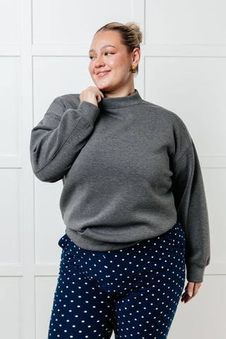 Mock Neck Sweatshirt in Gray