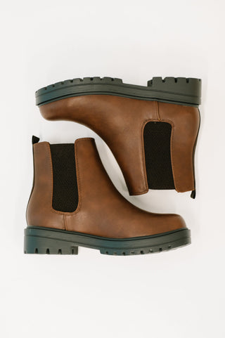 The Classic Chelsea Boot in Brown