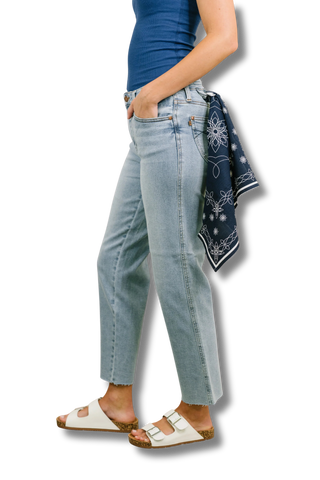 Judy Blue Mid Rise Ankle Straight w Bandana Loop