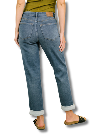 Judy Blue Mid Rise Boyfriend Jean in Dark Cozy Indigo