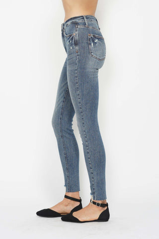 Judy Blue High Waisted Tummy Control Vintage Wash Hem Destroy Skinny Jeans