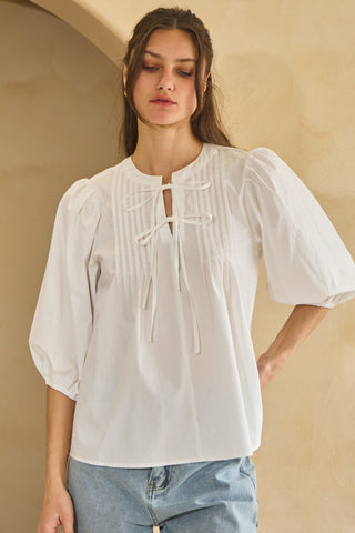 Solid Poplin Blouse With Pintuck Tail