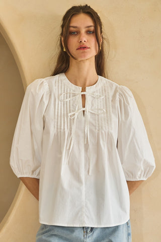 Solid Poplin Blouse With Pintuck Tail