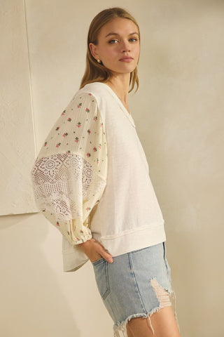 Relaxed V Neck Pullover